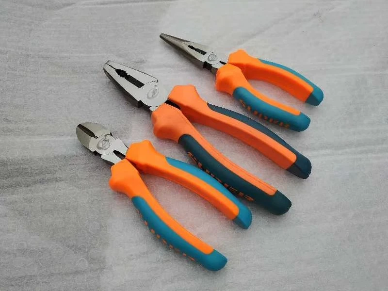 LONG NOSE PLIER